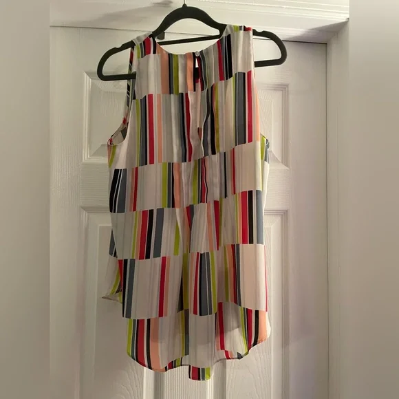 Ann Taylor tank top, size M - Picture 2 of 3